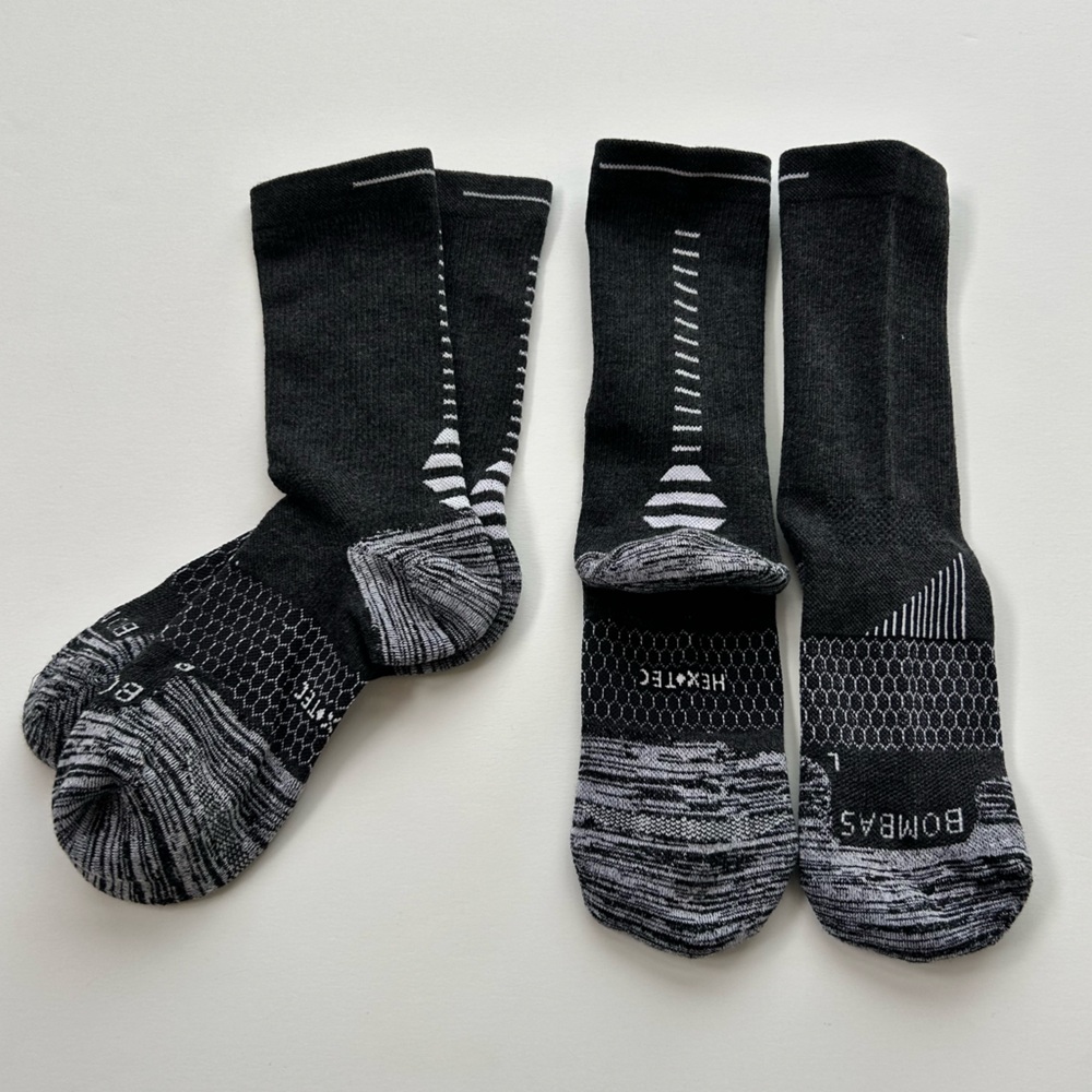 Bombas New 2 pair Hex Tec Calf Socks Medium Charcoal Gray Black White Accents - Picture 2 of 2